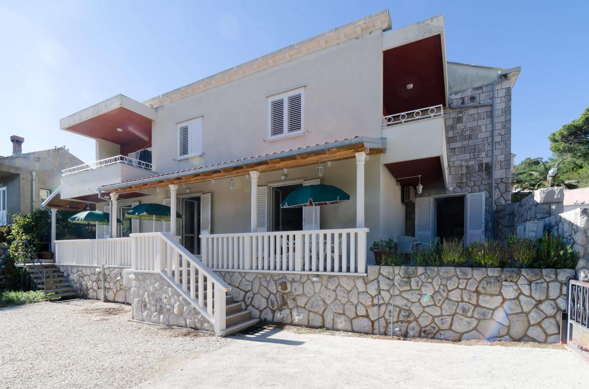 Apartments Kusalo دوبروفينك المظهر الخارجي الصورة