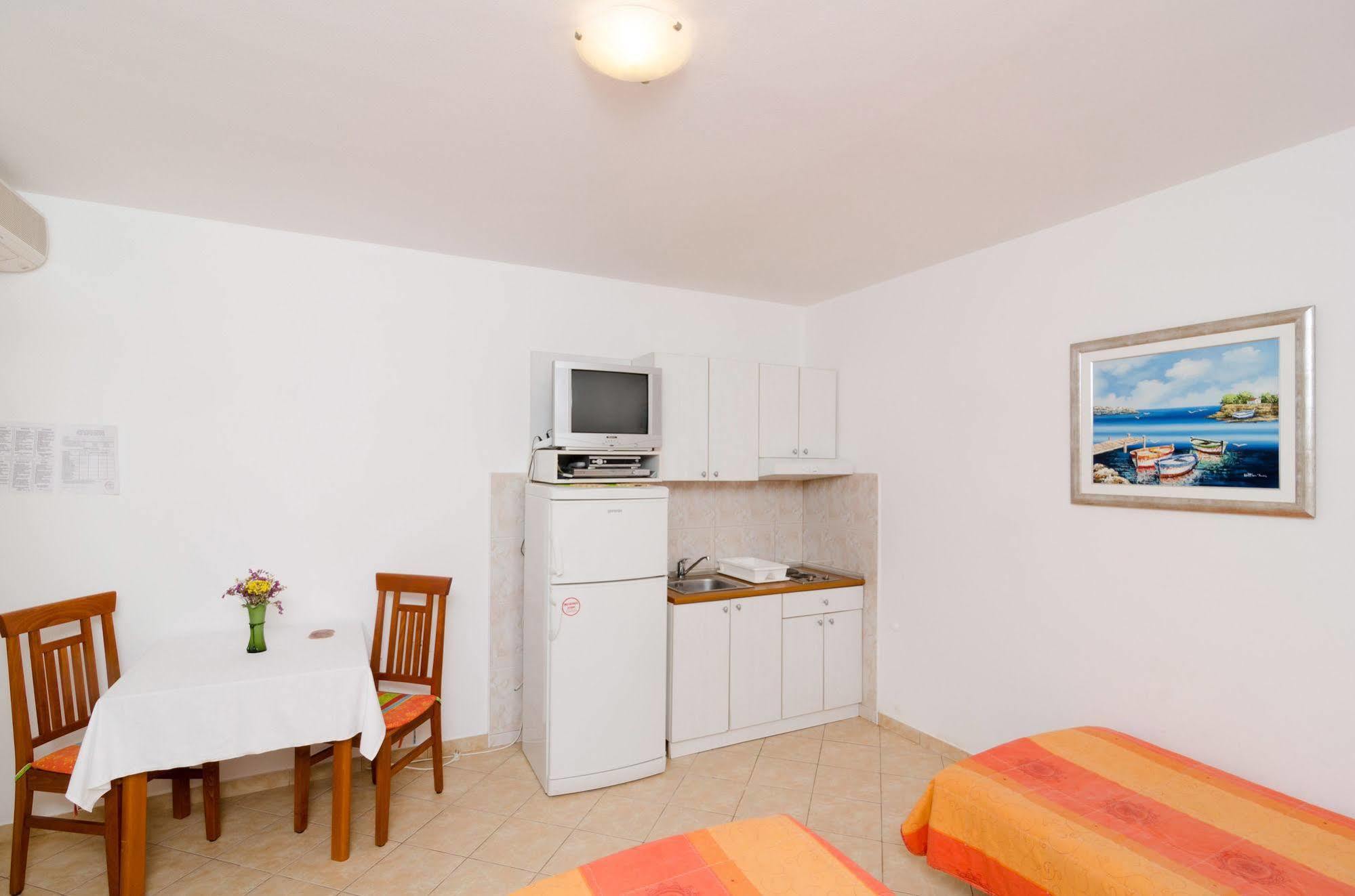 Apartments Kusalo دوبروفينك المظهر الخارجي الصورة